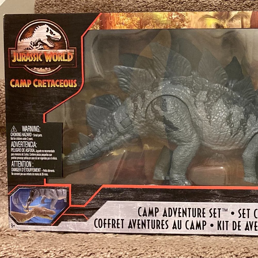 Jurassic World Camp Cretaceous  Camp Adventure Set NEW